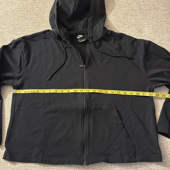 🖤 NWOT Nike Women's Full-Zip Hoodie – Flared Sleeve | Size Large - Picture 3 of 5